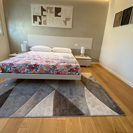 Hz+ Costantini Apartment Pordenone Ngoại thất bức ảnh