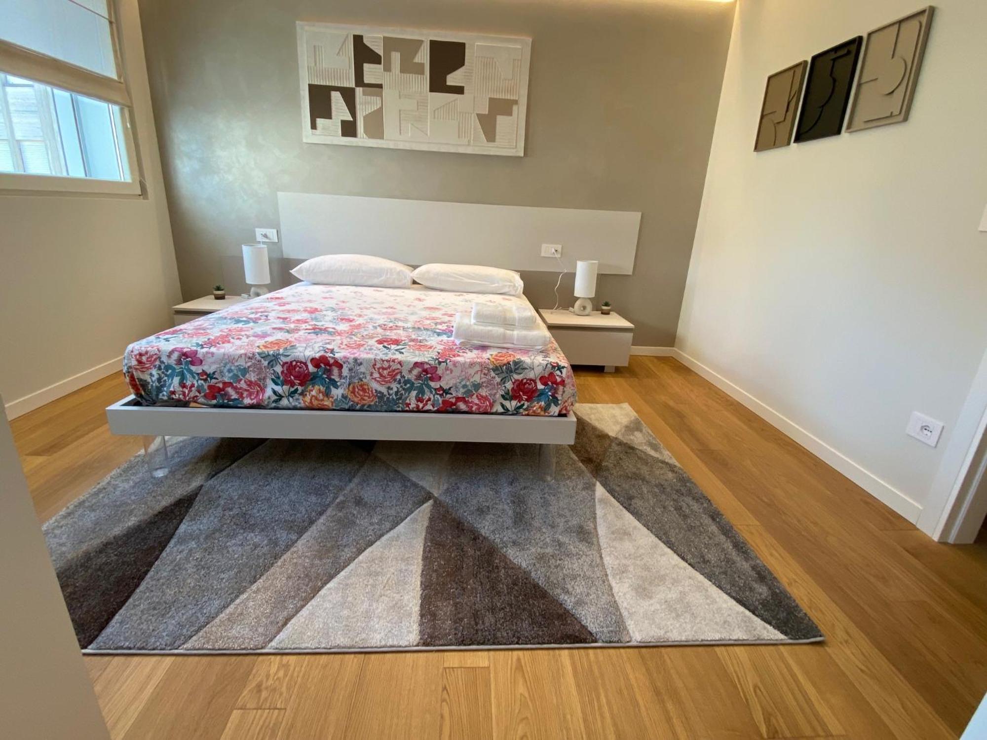 Hz+ Costantini Apartment Pordenone Ngoại thất bức ảnh