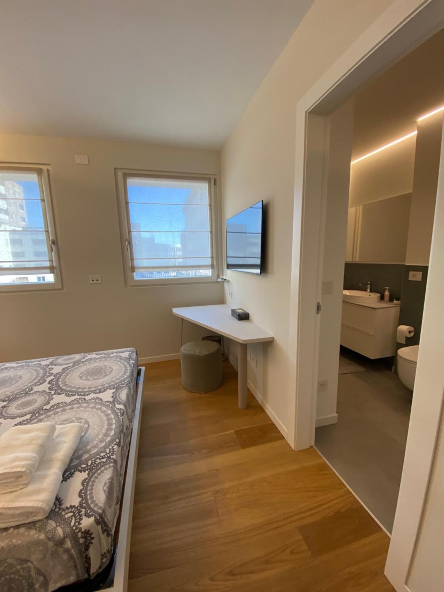 Hz+ Costantini Apartment Pordenone Ngoại thất bức ảnh