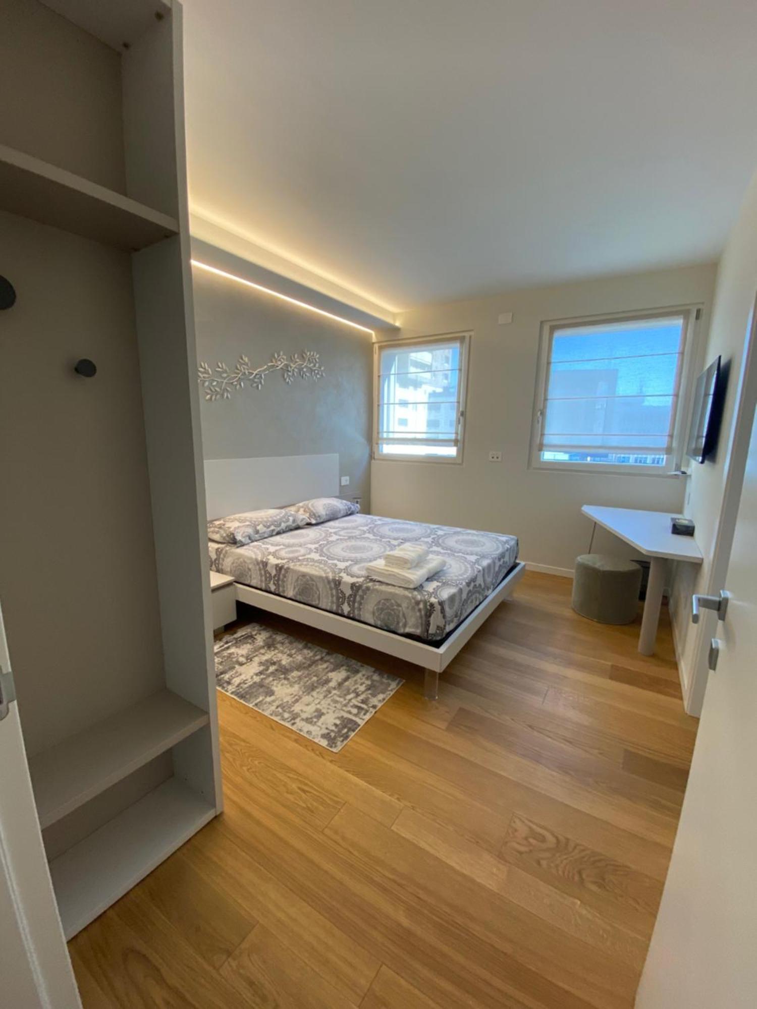 Hz+ Costantini Apartment Pordenone Ngoại thất bức ảnh