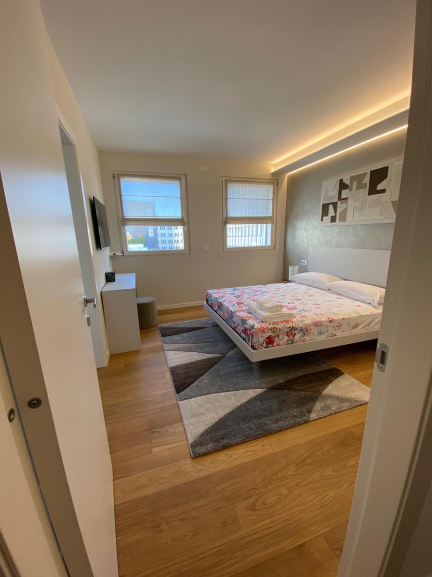 Hz+ Costantini Apartment Pordenone Ngoại thất bức ảnh