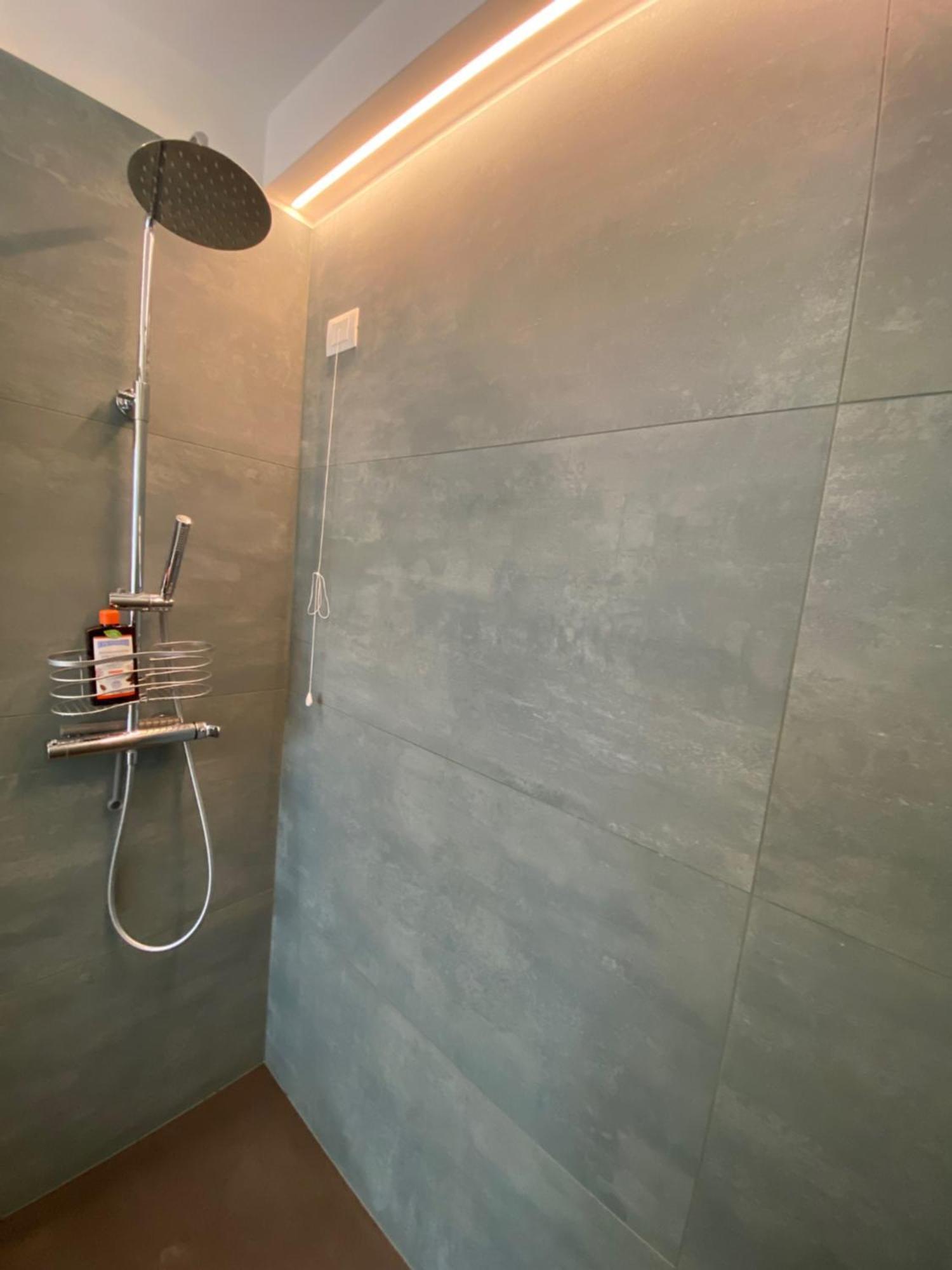 Hz+ Costantini Apartment Pordenone Ngoại thất bức ảnh